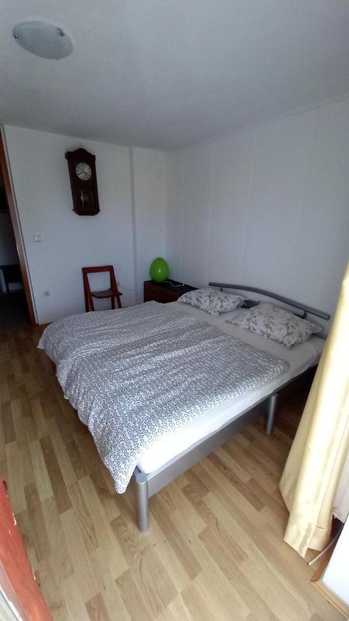 Draga - 2 Bedroom Apartment Tržič Exteriör bild